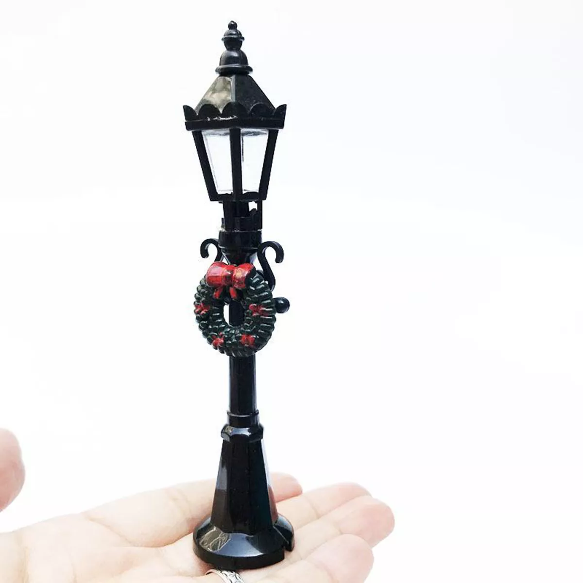Battery operated miniature lamp posts deals