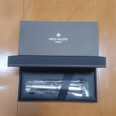 PATEK PHILIPPE x CARAN d'ACHE ペン Patek Philippe x Caran d'Ache Silver Ballpoint Pen – Swiss