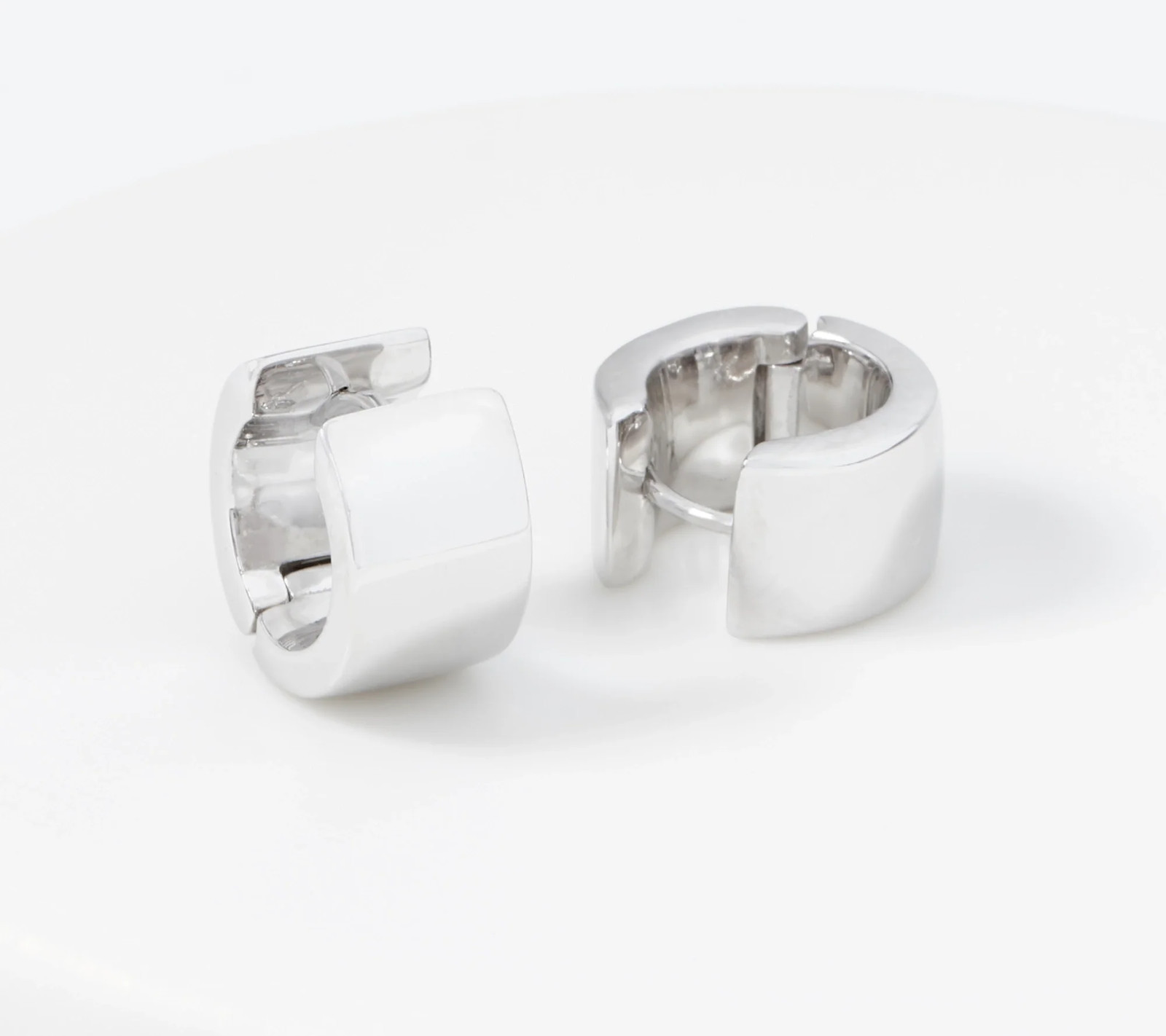 "Vince Camuto Circle Huggie Hoop Earrings, Silver Tone, Size 1/2\""