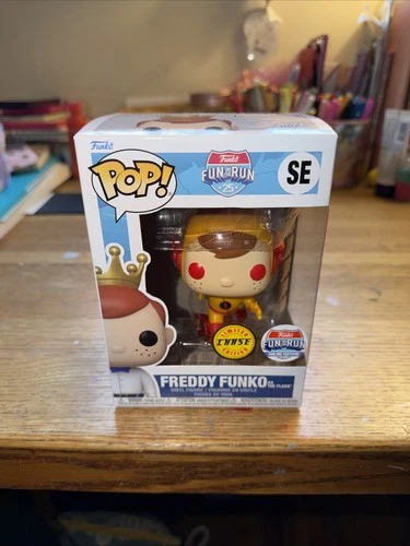 Funko Pop Freddy Funko as The Flash (Chase) Fun on the Run Online Exclusive