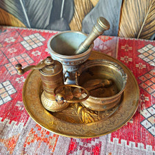 Messing M&ouml;rser mit St&ouml;&szlig;el, Set mit Messingtablett und 2 Messinggef&auml;&szlig;en