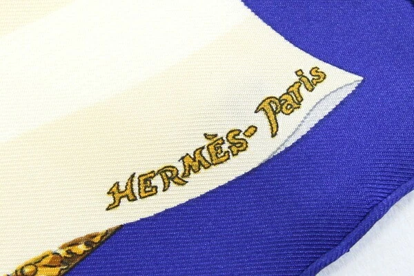 Hermès Souvenirs de Paris Bufanda de Seda Azul Multicolor 42cm Excelente Usado - Imagen 2 de 4