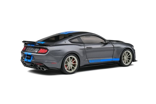 2022 FORD MUSTANG SHELBY GT500KR GRAY WITH BLUE STRIPES 1:18 by SOLIDO S1805908 - Picture 4 of 8