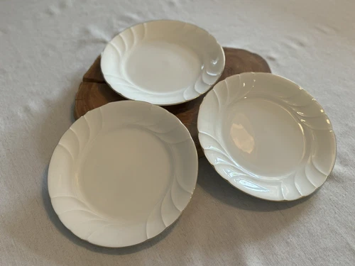 Set Of 3 Mikasa Wedding Band Salad Plates 8 1/8” Gold Trim L9709 Made In Japan