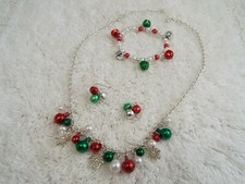 Silvertone Red Green Jingle Bells Christmas Necklace  Bracelet  Earrings A26 