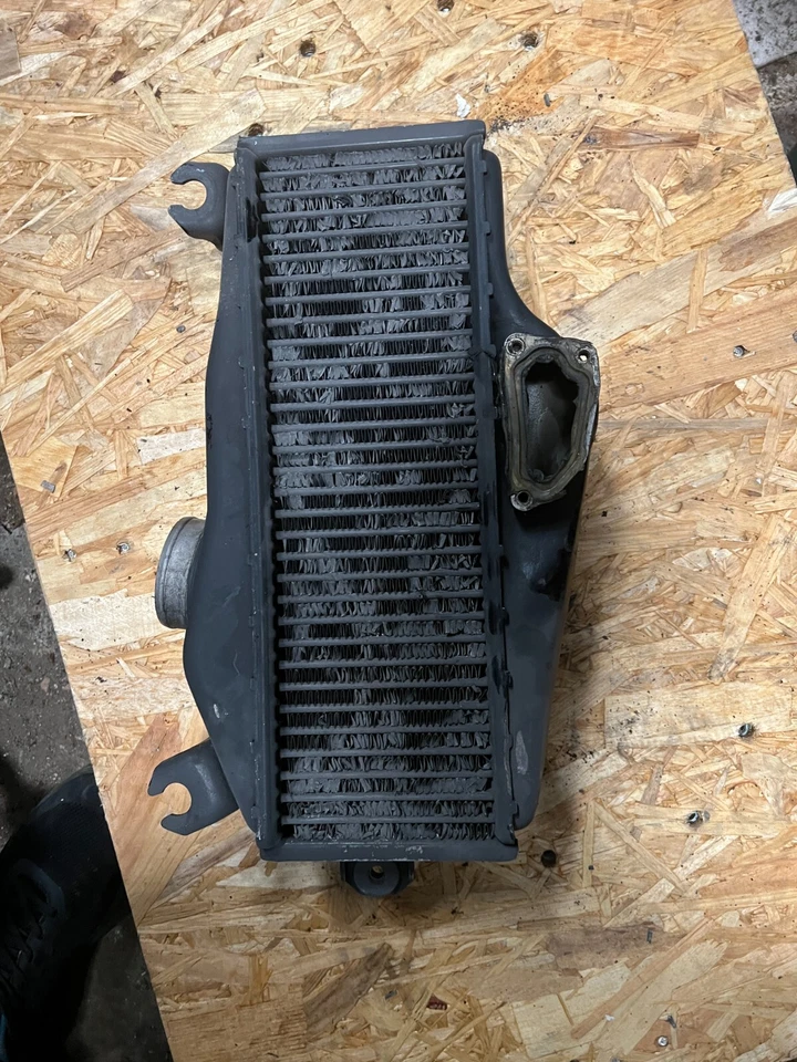 Intercooler clásico Subaru Impreza GC8 GF8 1993-1996 V1-V2 Turbo montaje superior Foto 3 de 3