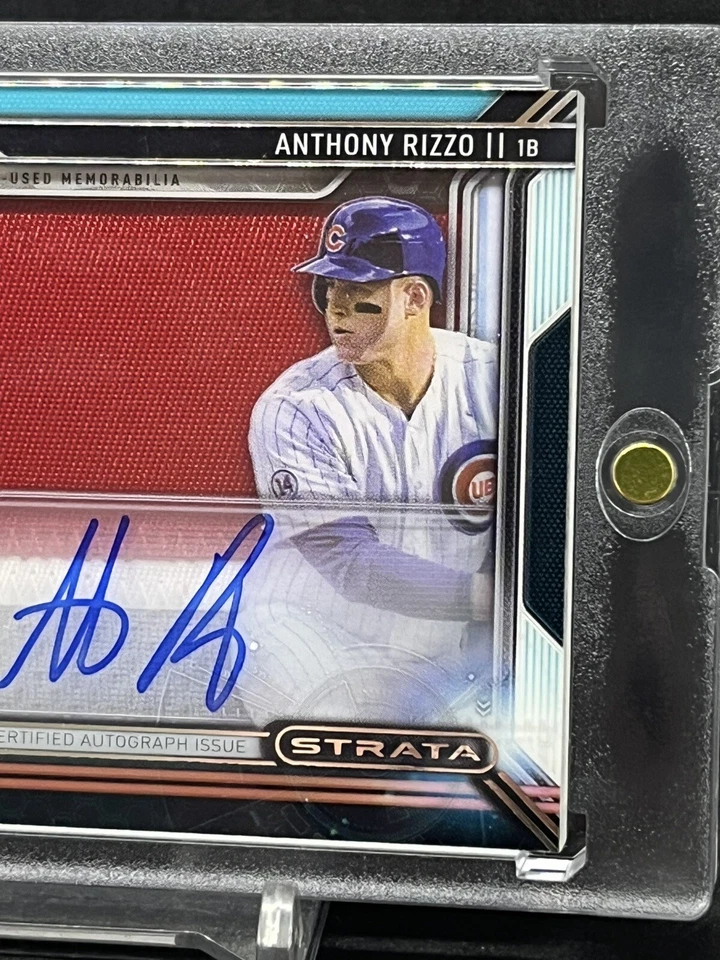Anthony Rizzo 2016 Topps Strata Shadow Box parche de camiseta de 3 colores reliquia automática SP/25 Foto 2 de 4