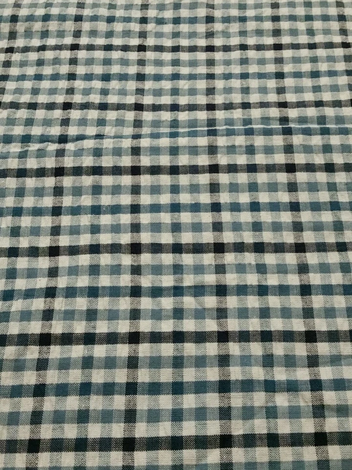 6 yds Blue & White Waffle Print Texture Fabric PLAID. . Rare navy  - Image 2 of 3