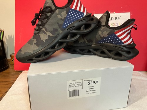 Patriotische Herren-Sneaker Camo US-FLAGGE niedrig geschnitten – Größe 9,5 US EU 42 neu im Karton - Bild 2 von 10