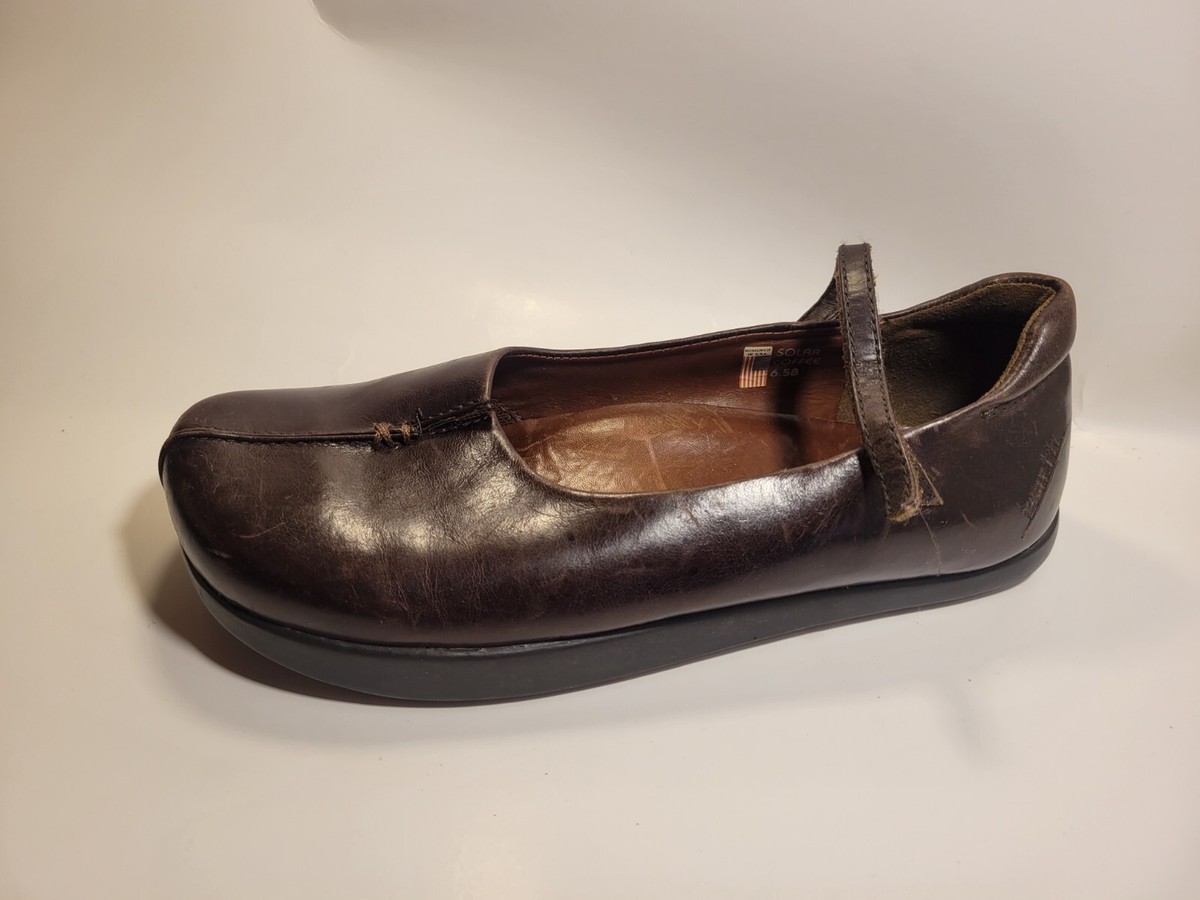 Earth Shoes Womens 6.5 Med Dark Brown Leather Mary Jane Flats Split Toe Comfort Earth Shoes Womens 6.5 Med Dark Brown Leather Mary Jane Flats Split Toe Comfort