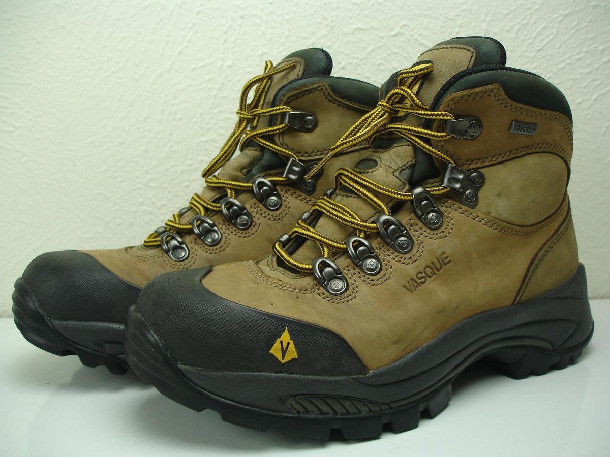 Authentic Vasque Gore-Tex boot, size 8 lightly worn. Vasque boots olive dress blues size 8 Skywalk – L N F main image 4