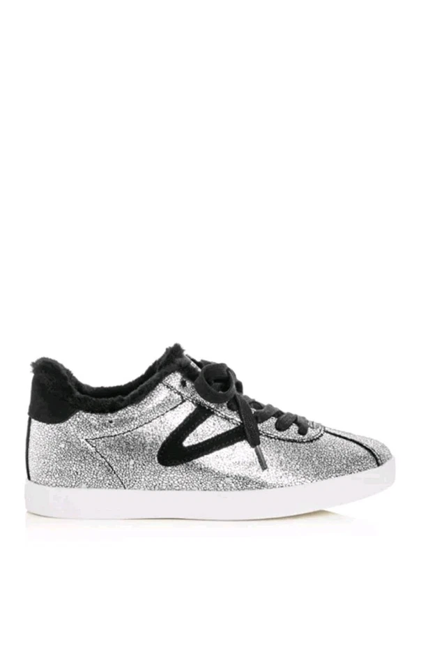 Zapatillas deportivas Tretorn para mujer Callie brillantes y piel sintética con cordones talla 9  Foto 2 de 4