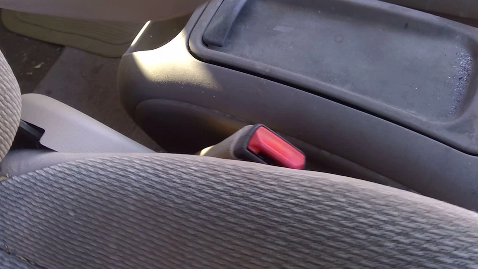 Ford Windstar 1999 pasajero delantero derecho cinturón de seguridad receptor OEM bronceado Foto 4 de 4