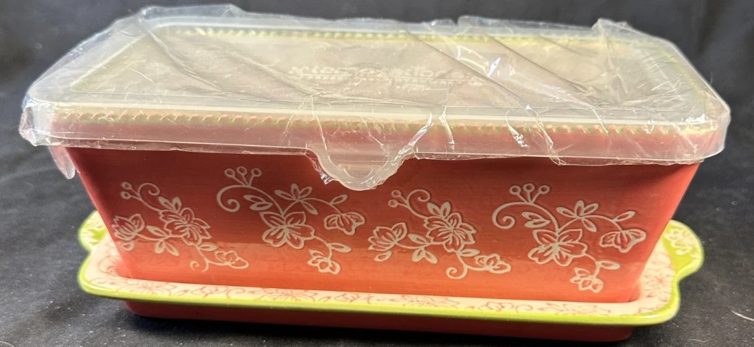 3pc Temptations By Tara Floral Lace 1 qt Loaf Pan, Lid & Under Plate Pink/Green