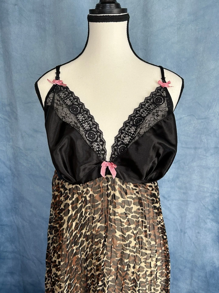 Lencería Sexy Rampage Babydoll Guepardo Estampado Y2K Detalle de Lazo Cami Correas Talla 3X Foto 2 de 4
