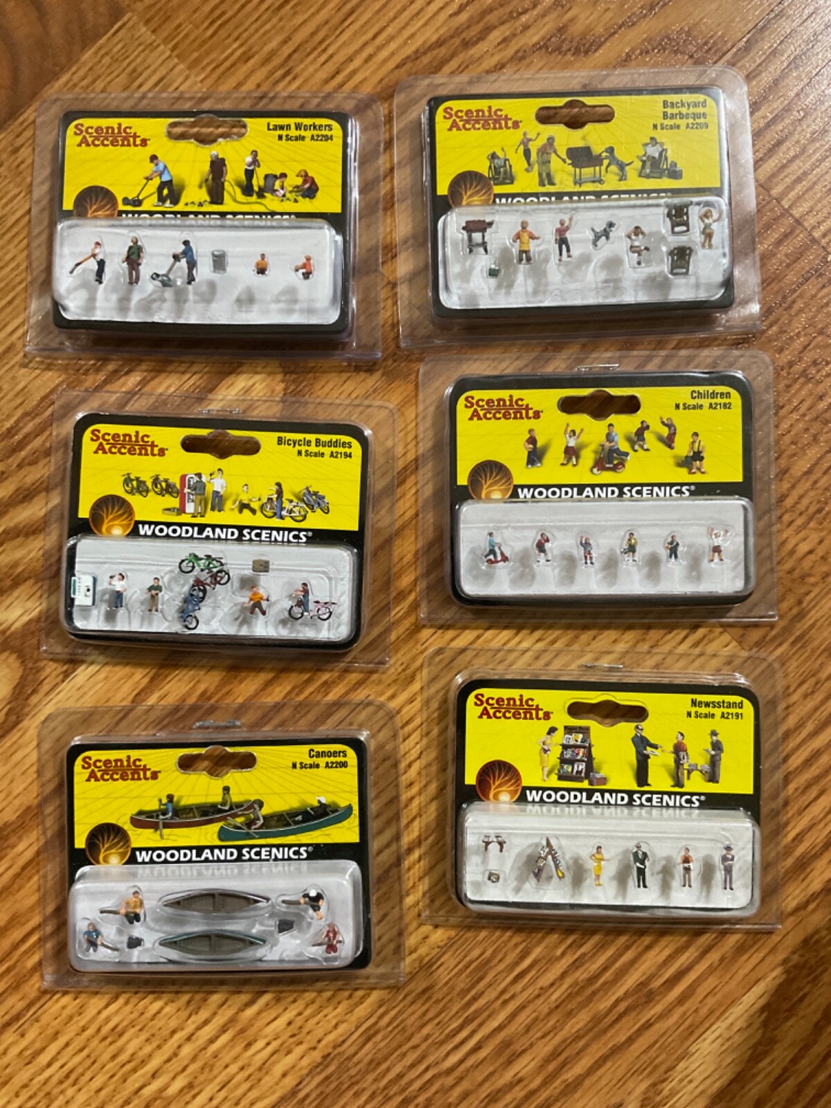 N Scale Woodland Scenics Scenic Accents People Animals Scenery etc Build a Lot