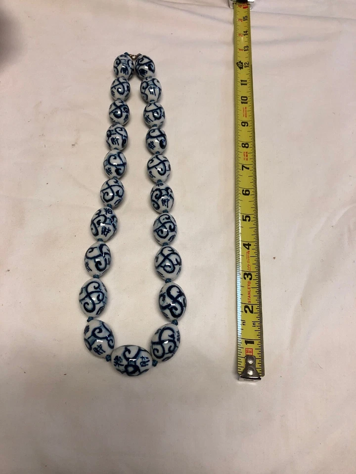 COLAR DE CONTAS DE PORCELANA ANTIGO CHINÊS PINTADO À MÃO Azul - Imagem 2 de 4