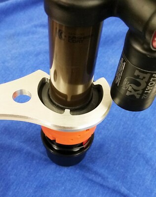 &. (アンドット)　0329 Fox Float X2 Negative Seal Head Tool- replaces # 398-00-419-shock