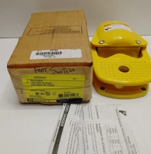 NEW OLD STOCK! SQUARE D 5A 600V FOOT SWITCH 9002AW1