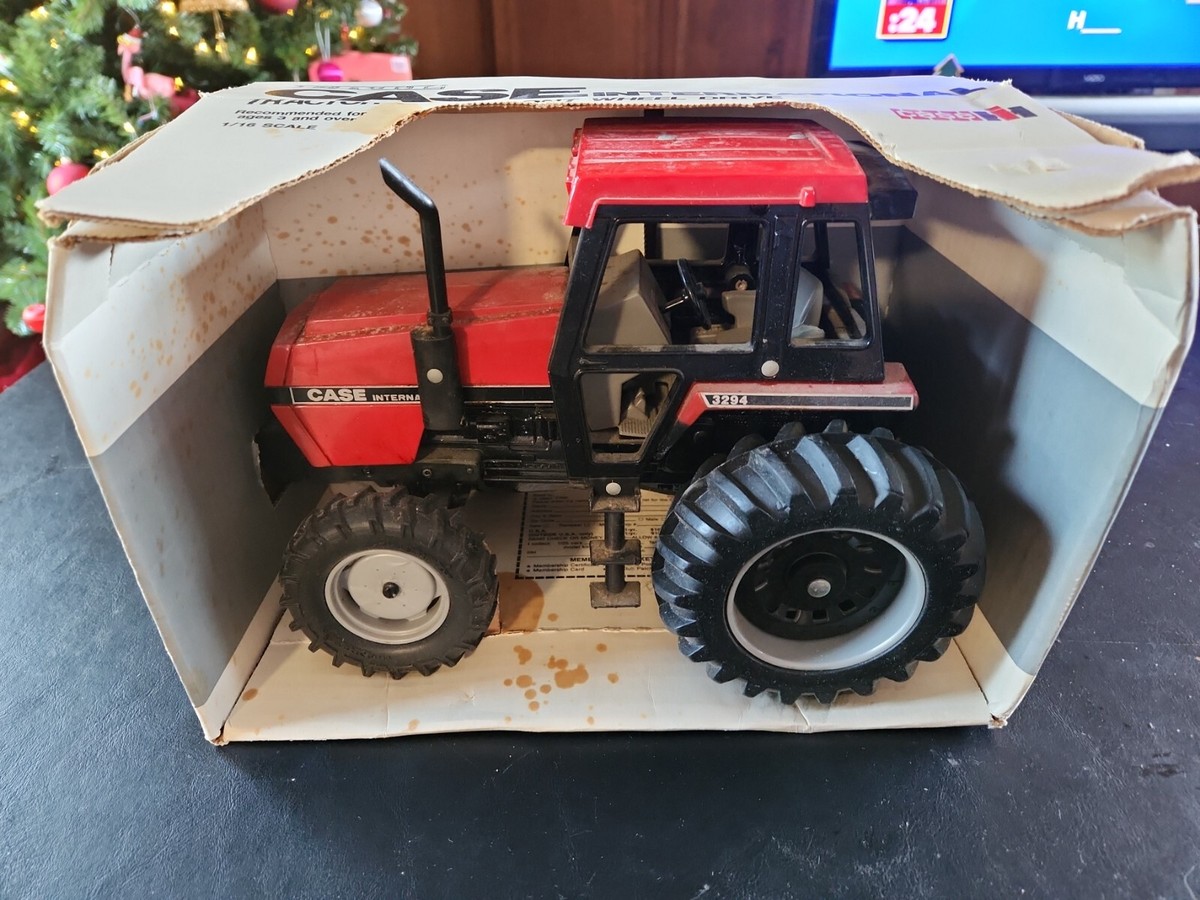ERTL CASE インターナショナル　トラクター　3294 etractor601TA-1-16-CIH-3294-