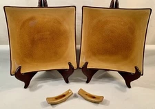 Lot Of 4 Retired World Market 8” GOLD CRACKLE 2 Sushi Plates & 2 Chopstick Rests