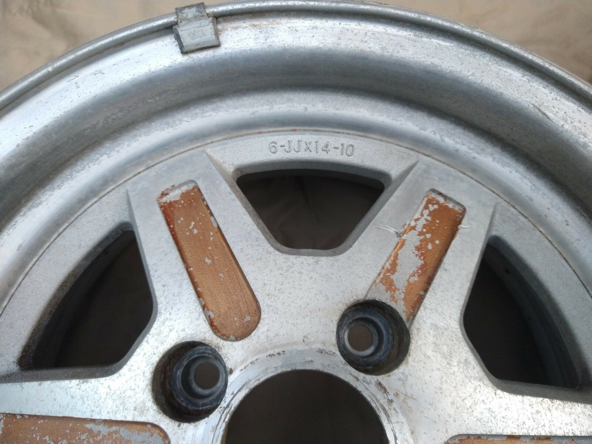 s-l1200.jpg s-l1200.jpg