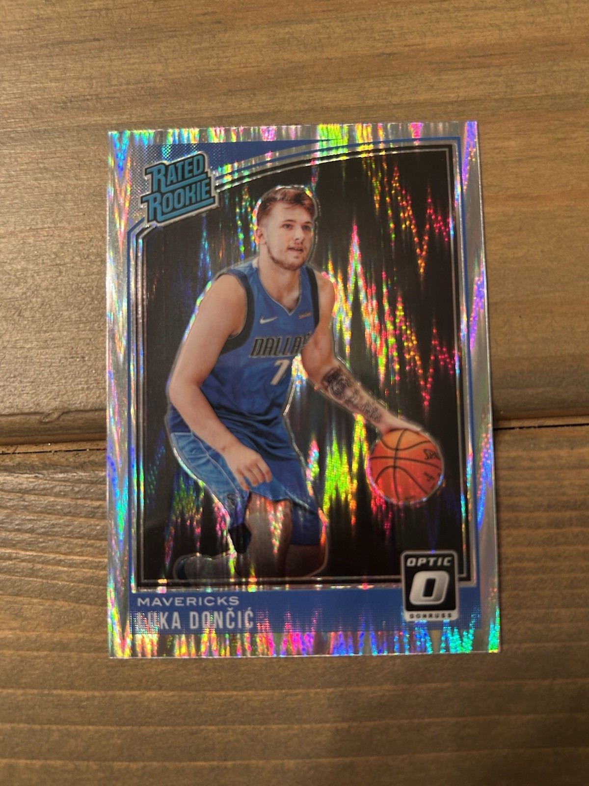 2018-19 Panini Donruss Optic Rated Rookie Luka Doncic #177 Shock Prizm