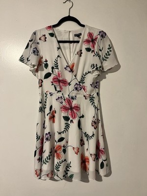 Express Short Sleeve Surplice A-Line Dress White/Multi Floral Size 8 Above Knee