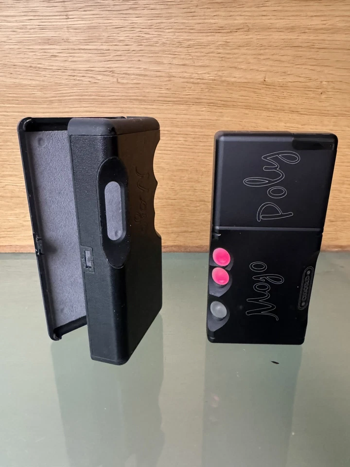 Chord Mojo & Poly Combo - Portable DAC/Headphone Amp & Wireless Streamer 🎶 - Image 2 of 4