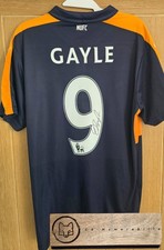 Dwight GAYLE signed NEWCASTLE WITH COA