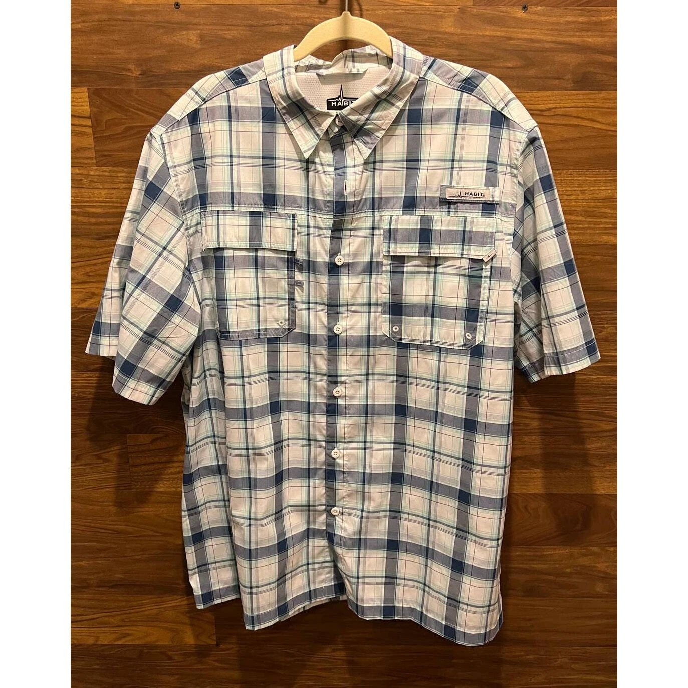 Habit Fishing Shirt Men's XL Button Down 40+ Solar Factor Short Sleeve Plaid