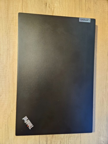 Lenovo ThinkPad E15 Gen 2 - 15.6" / 256GB_SSD / Ryzen_7_4700U / 16GB_RAM / Win11 - Imagen 2 de 9