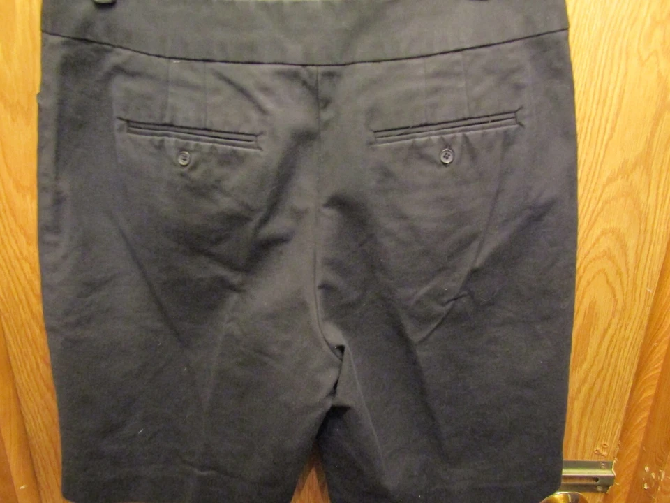 WOMENS DIALOGUE BLACK BERMUDA SHORTS SIZE 14 INSEAM 10"  WAIST FLAT 17" Foto 4 de 4