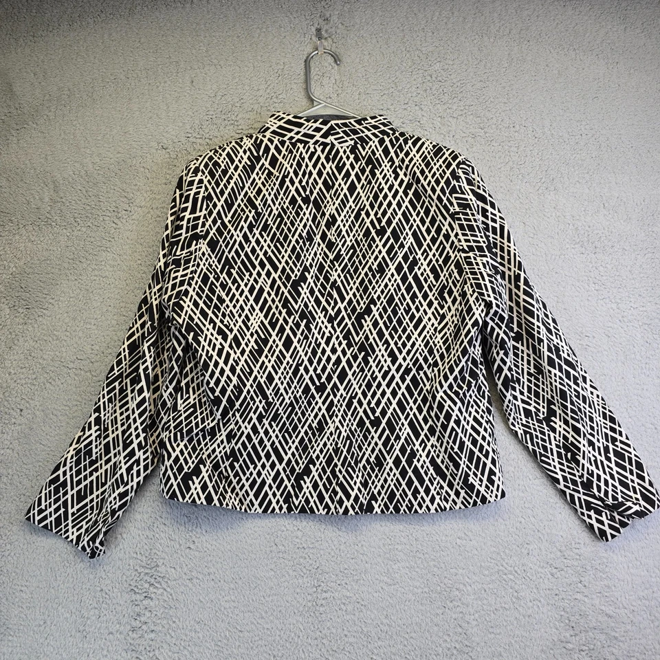 Blazer Covington Feminino Grande Preto Bege Escuro Academia Negócios Carreira Escritório - Imagem 4 de 4