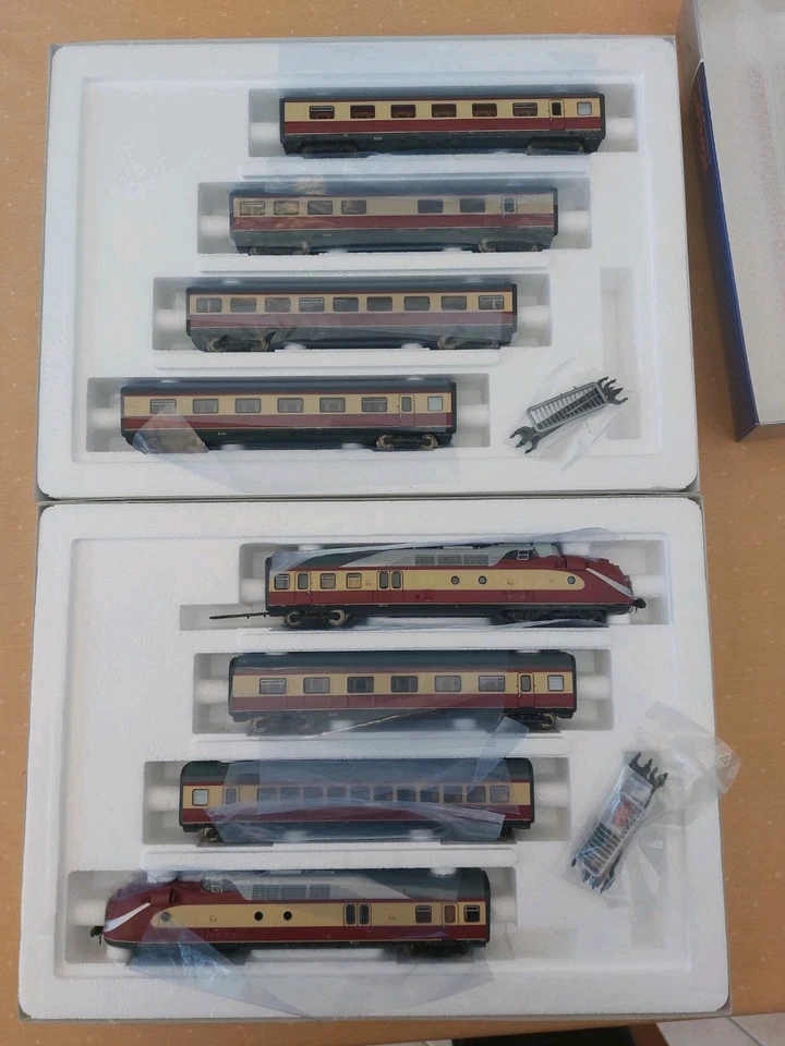 Roco 63106/64100 Gasturbinentriebzug Baureihe 602 DB mit Sound, 8-teilig in OVP - Bild 2 von 4