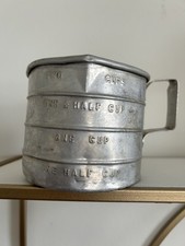 Vintage ALUMINUM Measuring TWO Cup Capacity w/ Handle & Double Spout