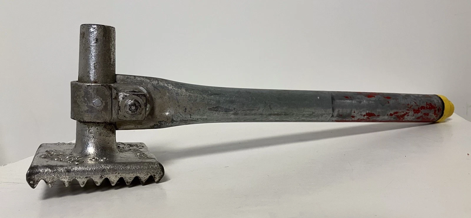 RARE VINTAGE MEAT TENDERIZER With handle MI-PET BUXTON CO CHICAGO
Opens in a new window or tab