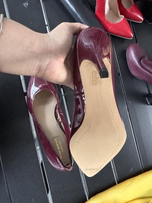 Brand New Never-Worn Burgundy Heels With Gold Border Marc New York Size 8.5 USA