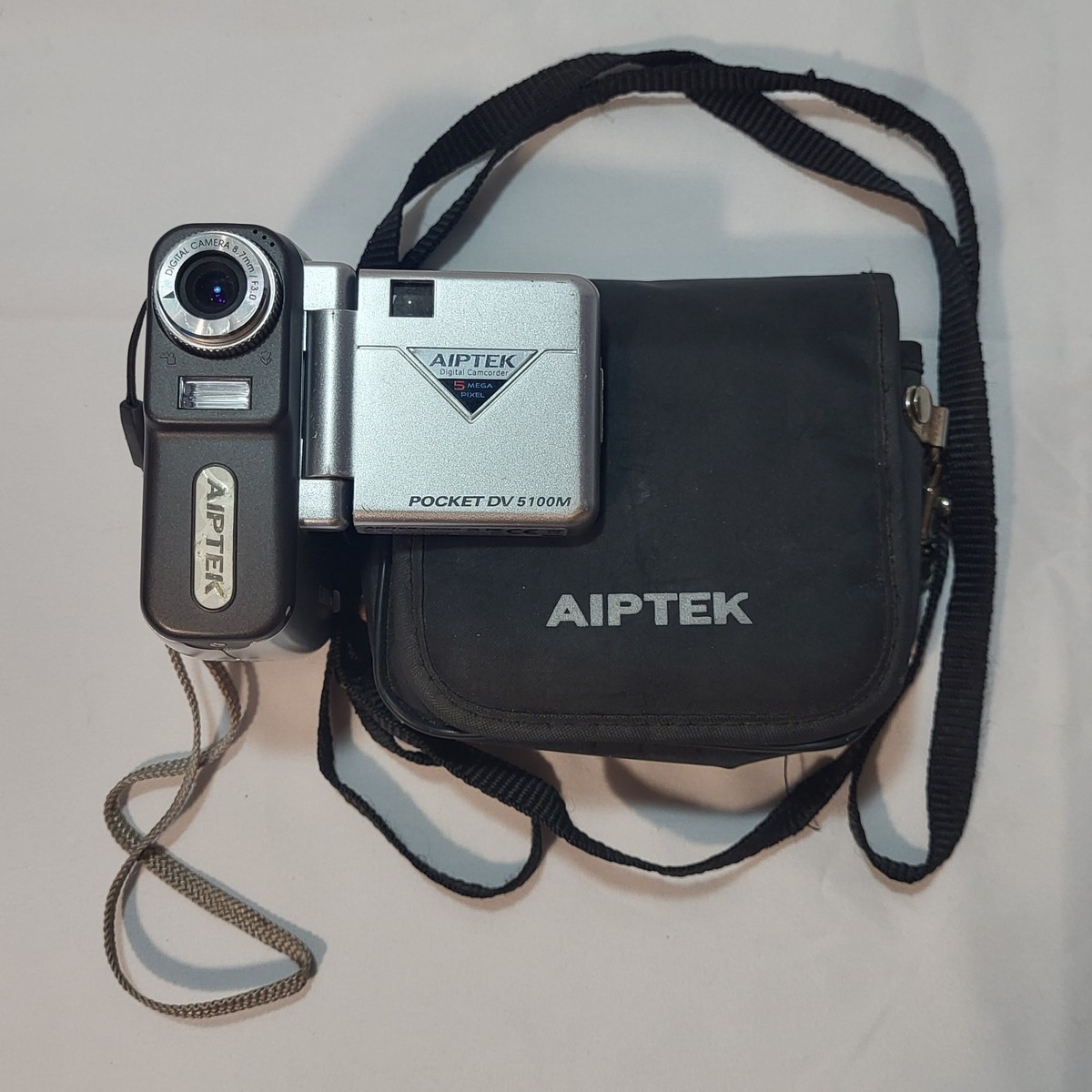 Aiptek digital camcorder aiptek hd camcorder Aiptek Pocket DV AHD Z600 - Cam scope - 1080p - 5 0 MP - 3x zoom optique - carte Flash - Cam scope carte m moire - Achat prix fnac