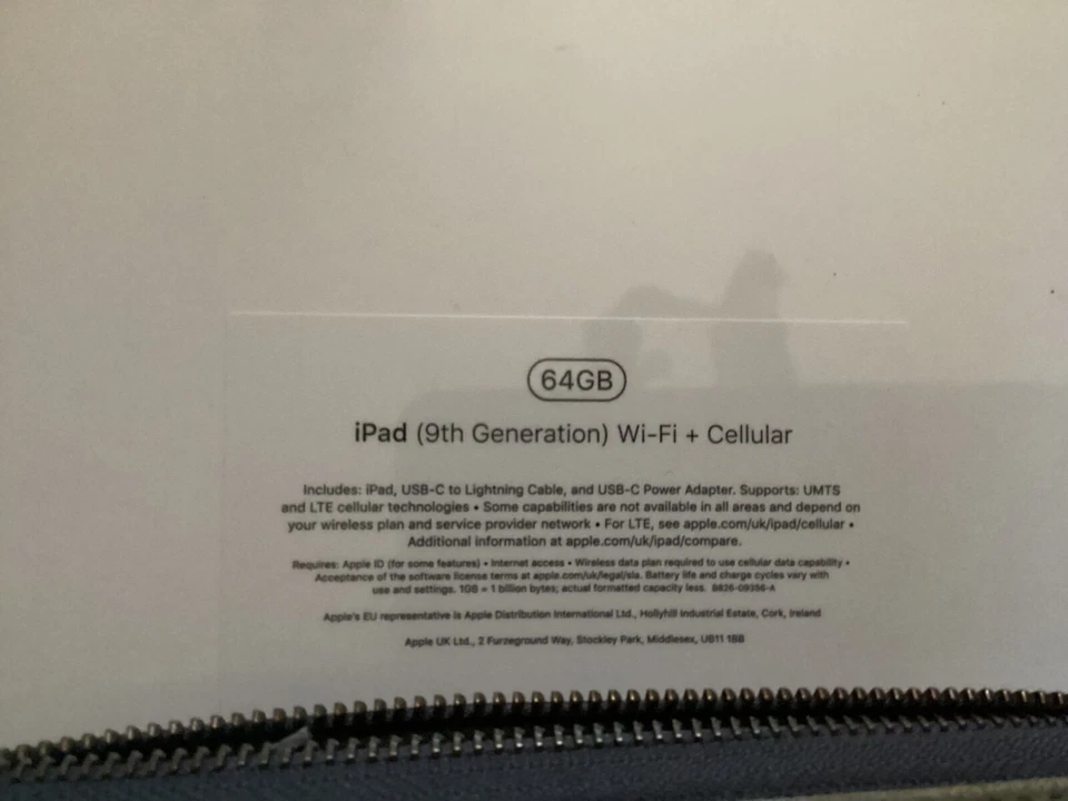Apple iPad 9th Generation 10.2" Grey 64GB WiFi & Cellular factory sealed NEW - Image 3 of 3