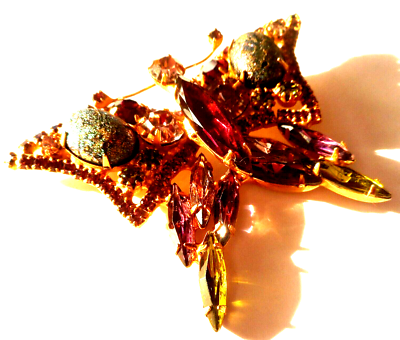 Vtg ART Goldtone Butterfly Brooch Purple Marquis Main Stone