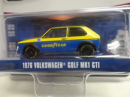 Greenlight 1976 VOLKSWAGEN GOLF Blue & Yellow GOODYEAR '76 CLUB V-DUB S17