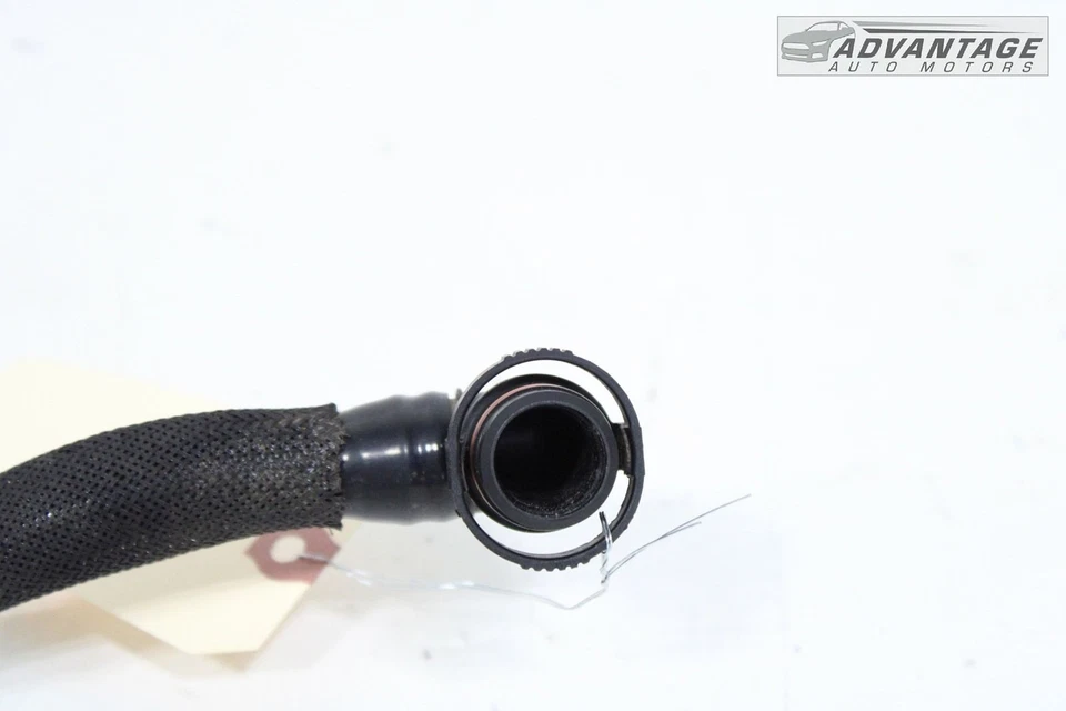 BMW 330E F30 2016-2018 bote de vapor de combustible filtro de polvo y manguera de ventilación tubo OEM Foto 3 de 4