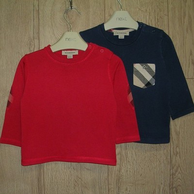 Burberry Jungen 2 x dunkelblau rot Baumwolle Langarm Shirt Oberteil Alter 18 Monate