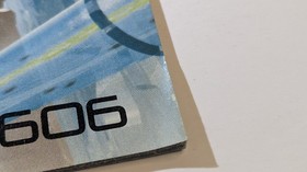 Bionicle Toa Nuju (Lego Set 8606) Complete w/Canister & Instructions