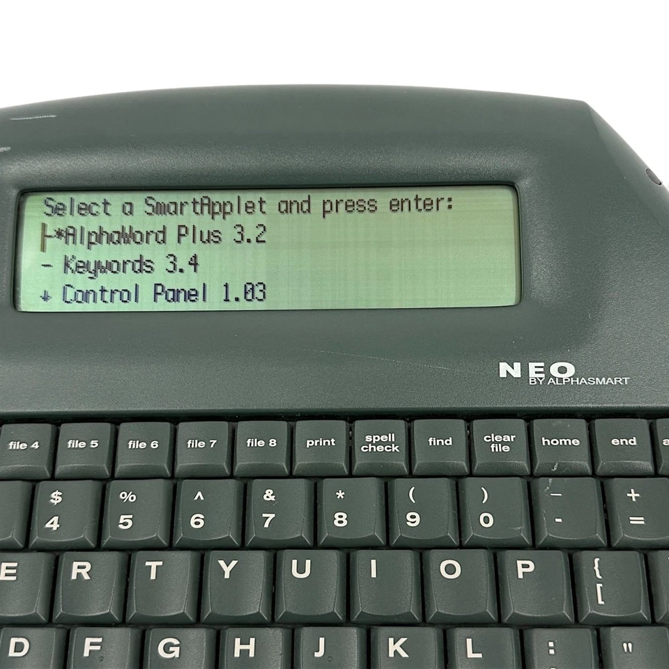 AlphaSmart Neo Portable Word Processor Rechargeable - Image 2 of 4