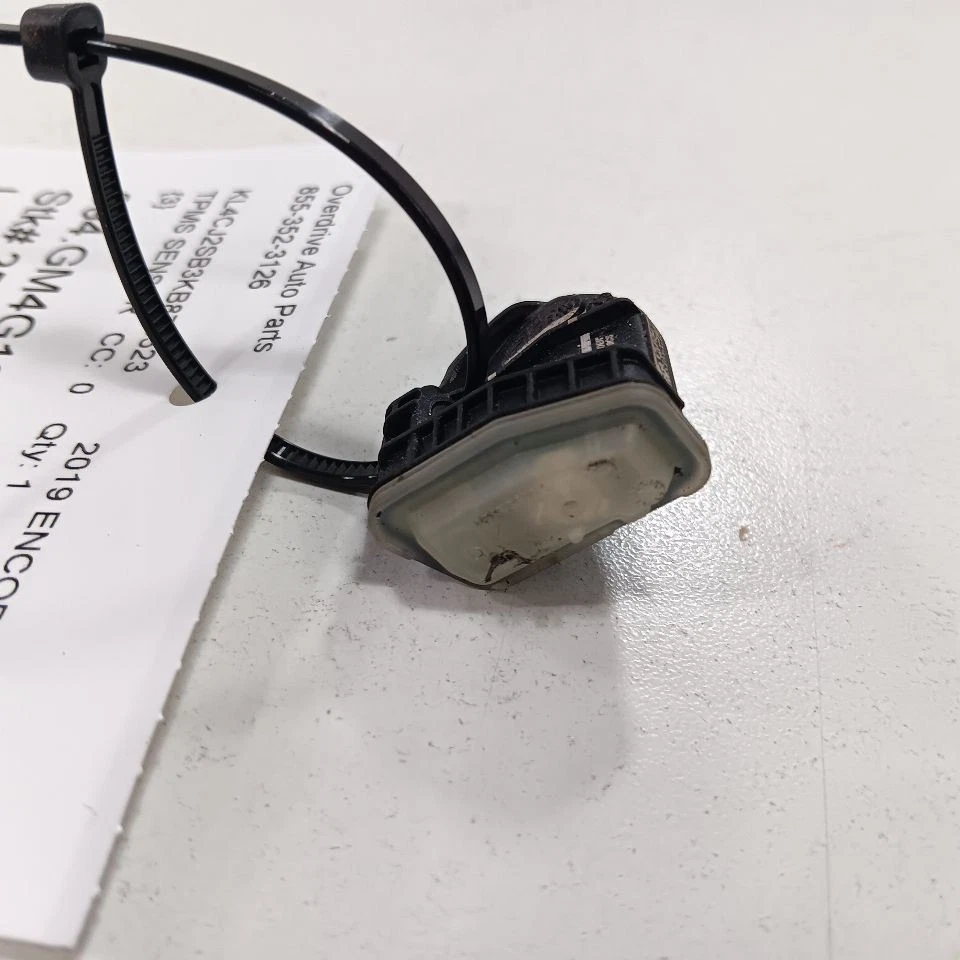 Sensor de sistema de monitor de presión de neumáticos Buick Encore TPMS 2019 2018 2017 Foto 2 de 4