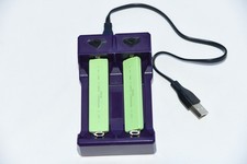 Gumstick Battery Charger For Sony Aiwa Panasonic slim model Walkman CD MD