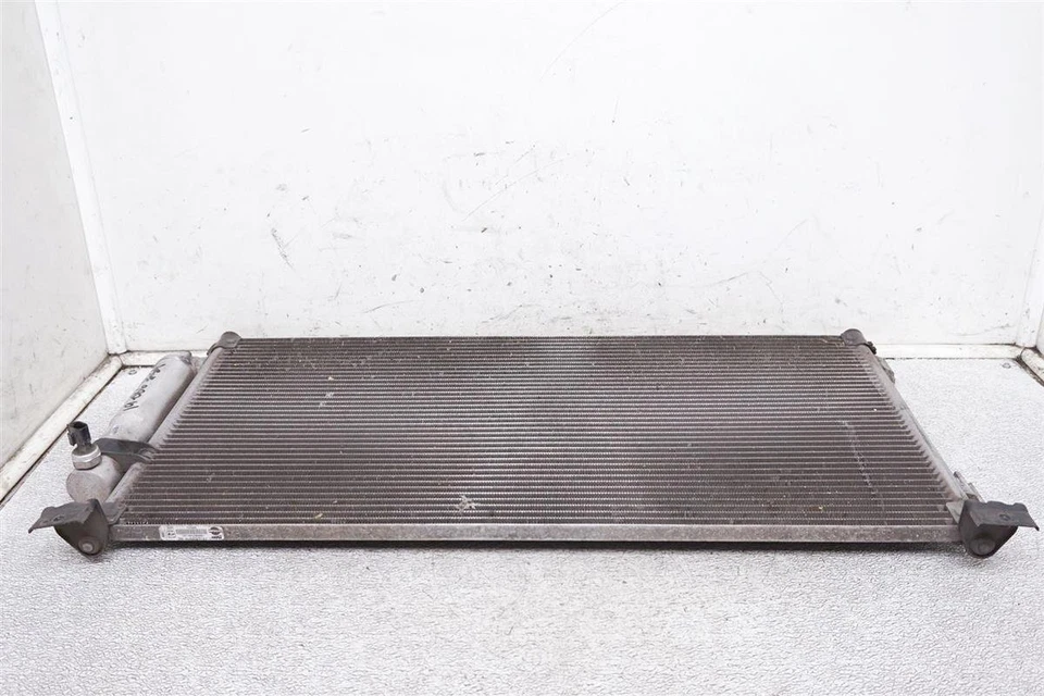 Nissan Sentra 2007-2012 aire acondicionado aire acondicionado condensador 92100-Ze80a Foto 4 de 4