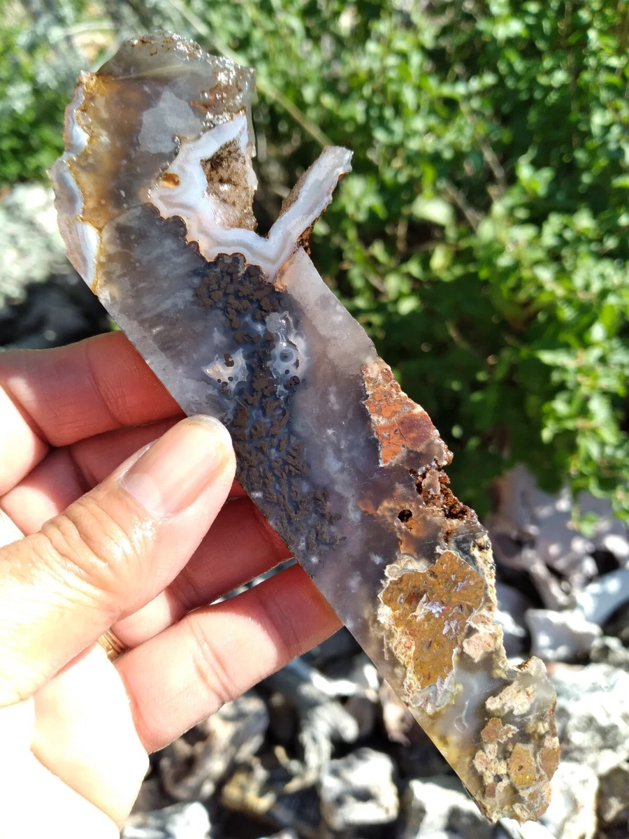 Black plume agate deals